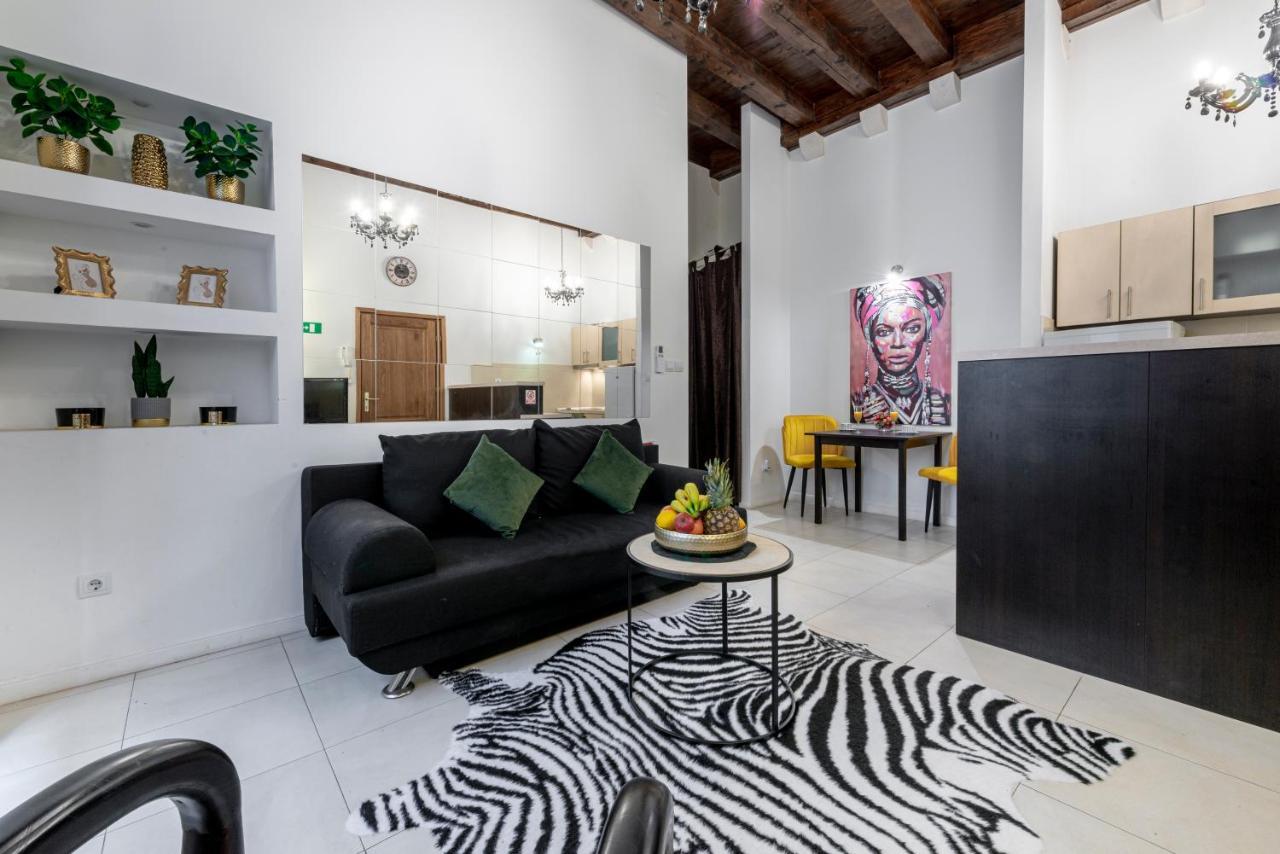 Niko, Apartament *